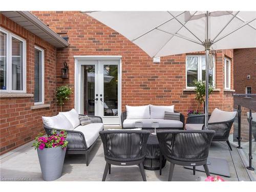 2516 Sunnyhurst Close, Oakville, ON - Outdoor With Deck Patio Veranda With Exterior