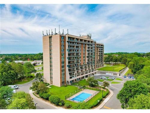 914-2929 Aquitaine Avenue, Mississauga, ON - Outdoor With View