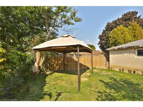 124 Mohawk Road W, Hamilton, ON - Outdoor With Backyard