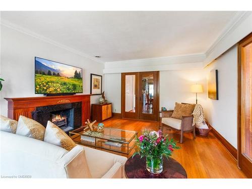 19 Jackson Avenue, Toronto, ON - Indoor Photo Showing Living Room With Fireplace