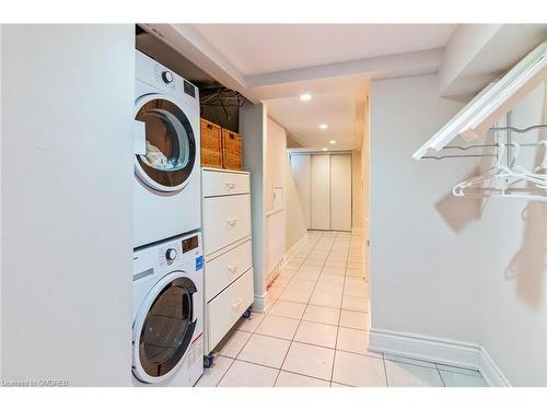 19 Jackson Avenue, Toronto, ON - Indoor Photo Showing Laundry Room