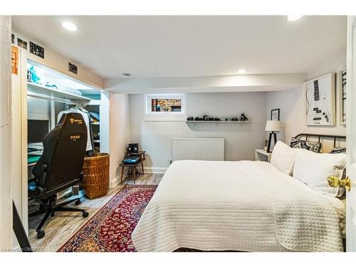 19 Jackson Avenue, Toronto, ON - Indoor Photo Showing Bedroom