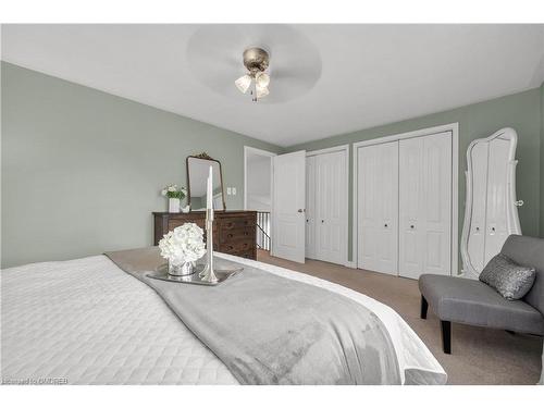 32 Reynier Drive, Brampton, ON - Indoor Photo Showing Bedroom