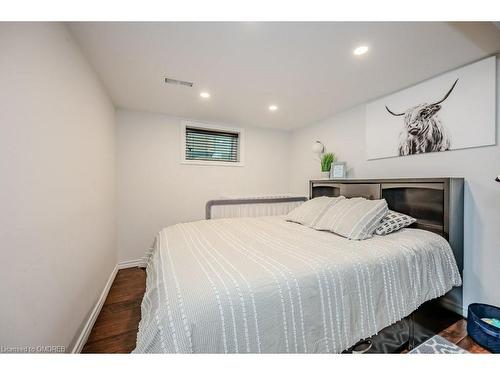 351 Burnhamthorpe Road, Etobicoke, ON - Indoor Photo Showing Bedroom