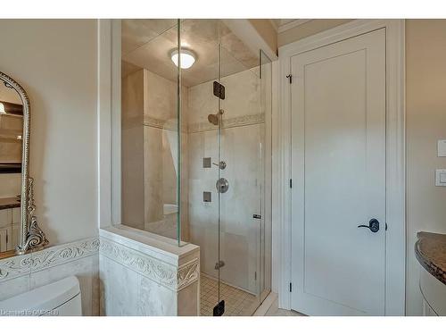 105 Paliser Court, Oakville, ON - Indoor Photo Showing Bathroom
