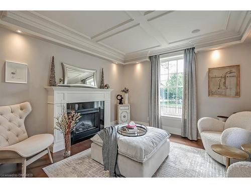 105 Paliser Court, Oakville, ON - Indoor With Fireplace