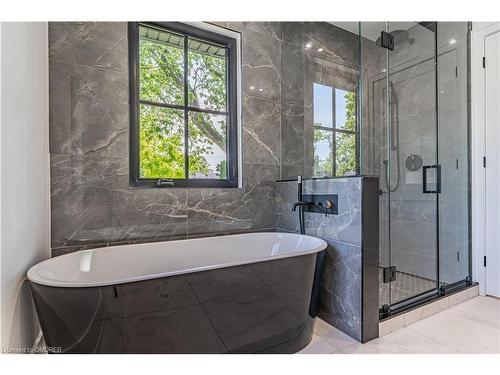 1191 Mineola Gardens, Mississauga, ON - Indoor Photo Showing Bathroom