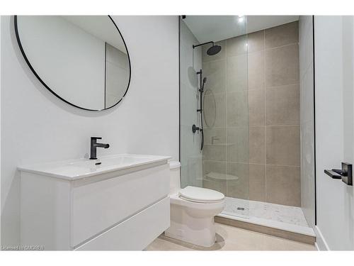 1191 Mineola Gardens, Mississauga, ON - Indoor Photo Showing Bathroom