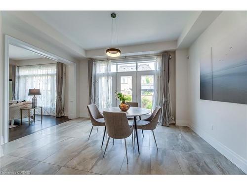 377 Tudor Avenue, Oakville, ON - Indoor Photo Showing Dining Room