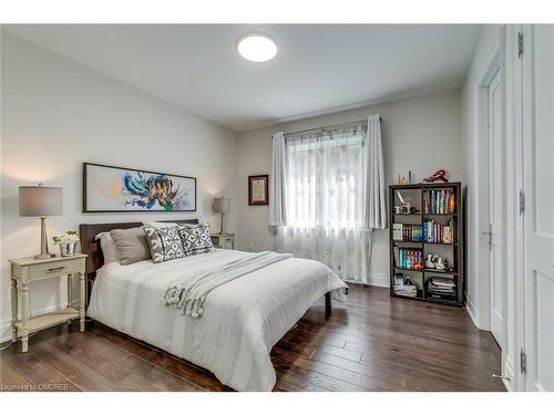 377 Tudor Avenue, Oakville, ON - Indoor Photo Showing Bedroom