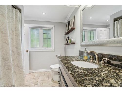 310 Silvana Crescent, Burlington, ON - Indoor Photo Showing Bathroom