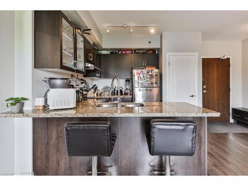 309-319 Highway 8 Road, Stoney Creek, ON - Indoor Photo Showing Kitchen With Double Sink With Upgraded Kitchen