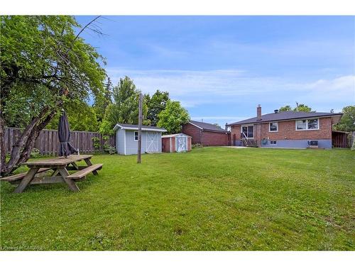 22 Mcintyre Cres Crescent, Georgetown, ON - Outdoor With Backyard