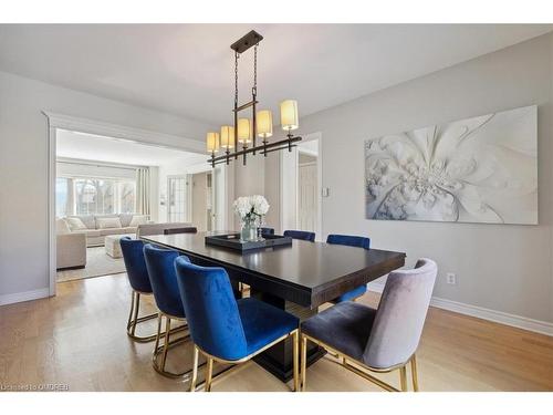 232 Nottingham Drive, Oakville, ON - Indoor Photo Showing Dining Room