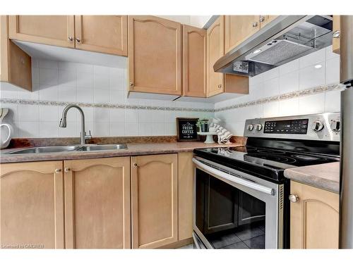 2317 Dalebrook Drive, Oakville, ON - Indoor Photo Showing Kitchen With Double Sink