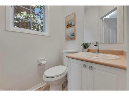 2317 Dalebrook Drive, Oakville, ON - Indoor Photo Showing Bathroom