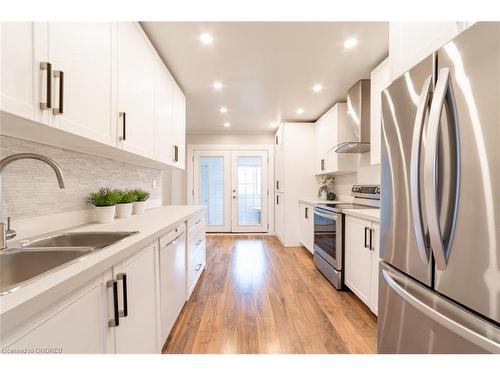 22 Harvey Street, Hamilton, ON - Indoor Photo Showing Kitchen With Stainless Steel Kitchen With Double Sink With Upgraded Kitchen