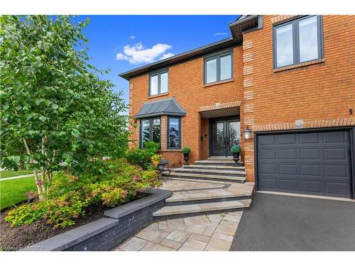 1275 White Lane, Oakville, ON - Outdoor