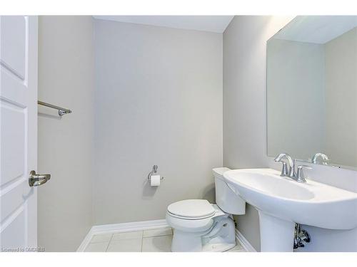 212 Ellen Davidson Drive, Oakville, ON - Indoor Photo Showing Bathroom