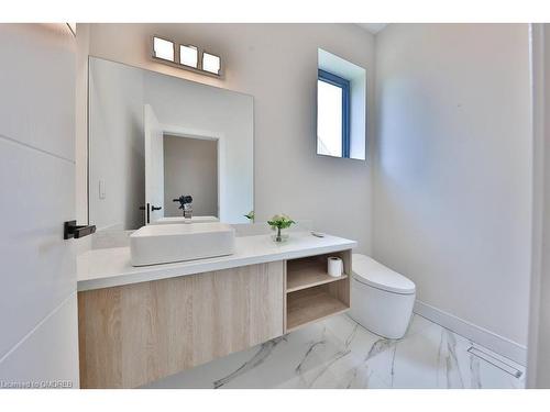 1459 Petrie Way, Mississauga, ON - Indoor Photo Showing Bathroom