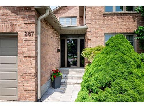 267 River Oaks Boulevard W, Oakville, ON - Outdoor