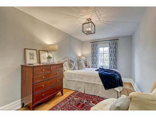 140 John Street, Oakville, ON - Indoor Photo Showing Bedroom