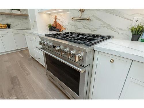 37 Cotman Crescent, Toronto, ON - Indoor Photo Showing Kitchen