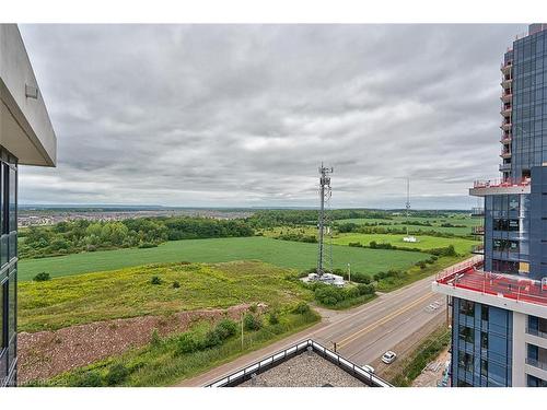 1208-3200 William Coltson Avenue, Oakville, ON - Outdoor With View