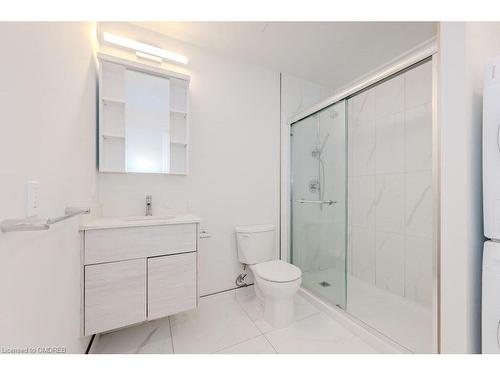 3503-60 Frederick Street, Kitchener, ON - Indoor Photo Showing Bathroom