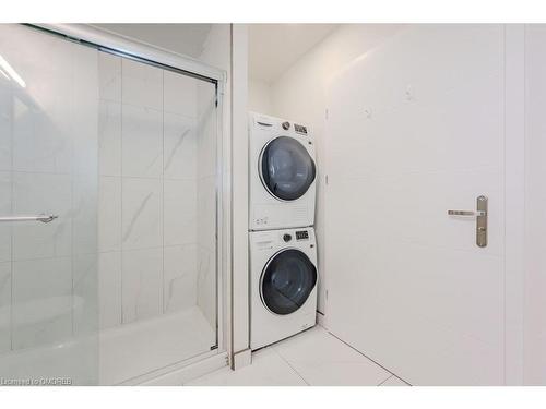3503-60 Frederick Street, Kitchener, ON - Indoor Photo Showing Laundry Room
