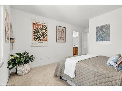 104 Dempsey Drive, Stratford, ON - Indoor Photo Showing Bedroom