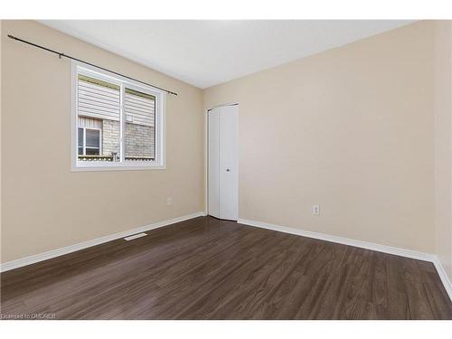 1946 Bloom Crescent, London, ON - Indoor Photo Showing Other Room