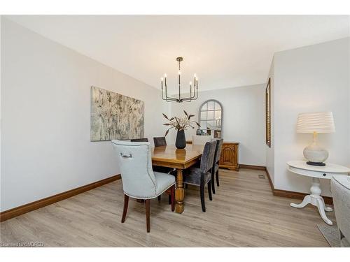 71 Bronte Street S, Milton, ON - Indoor Photo Showing Dining Room