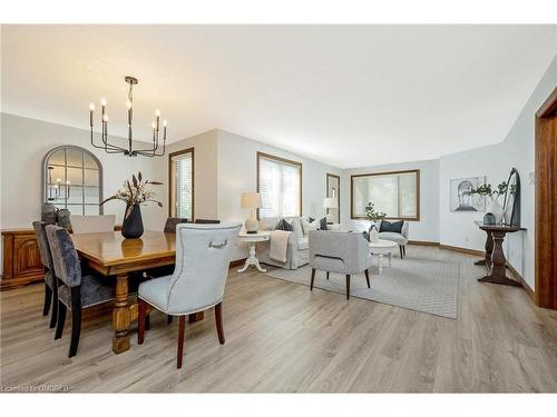 71 Bronte Street S, Milton, ON - Indoor Photo Showing Dining Room