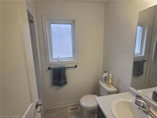 206 Heron Street, Welland, ON - Indoor Photo Showing Bathroom