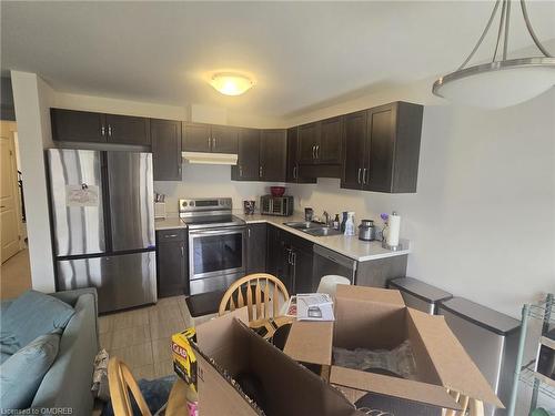 206 Heron Street, Welland, ON - Indoor Photo Showing Kitchen With Double Sink