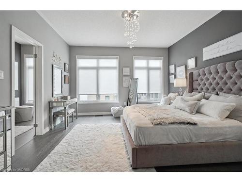 3081 Ernest Appelbe Boulevard, Oakville, ON - Indoor Photo Showing Bedroom