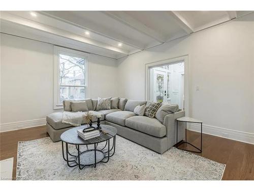 276 Aberdeen Avenue, Hamilton, ON - Indoor Photo Showing Living Room