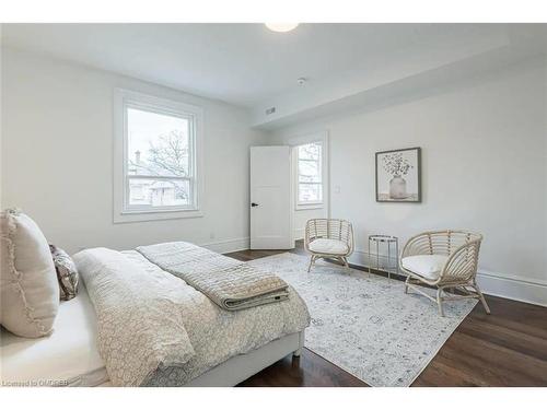 276 Aberdeen Avenue, Hamilton, ON - Indoor Photo Showing Bedroom