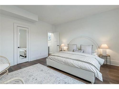 276 Aberdeen Avenue, Hamilton, ON - Indoor Photo Showing Bedroom