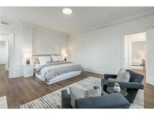 276 Aberdeen Avenue, Hamilton, ON - Indoor Photo Showing Bedroom