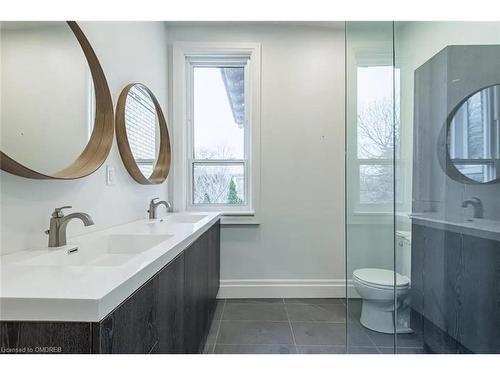 276 Aberdeen Avenue, Hamilton, ON - Indoor Photo Showing Bathroom