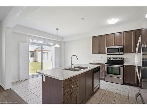 34 Whithorn Crescent, Caledonia, ON - Indoor Photo Showing Kitchen With Stainless Steel Kitchen With Double Sink