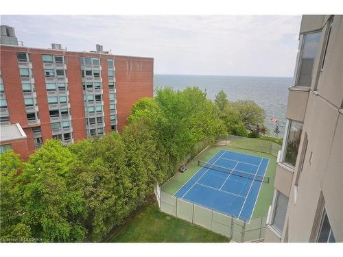 712-5280 Lakeshore Road, Burlington, ON - Outdoor