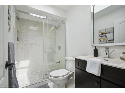 188 Brandon Avenue, Toronto, ON - Indoor Photo Showing Bathroom