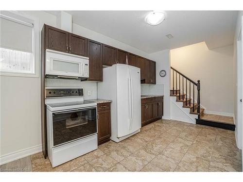 5761 Ironwood Street, Niagara Falls, ON - Indoor Photo Showing Kitchen