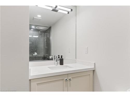 95 Elgin Drive, Brampton, ON - Indoor Photo Showing Bathroom