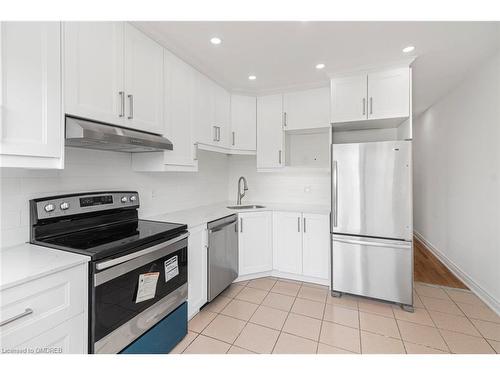 250 Saint Clarens Avenue, Toronto, ON - Indoor Photo Showing Kitchen With Upgraded Kitchen