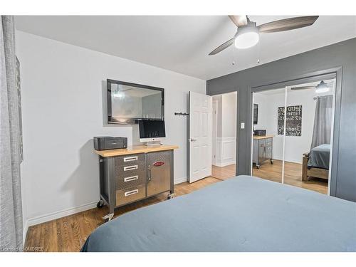 12634 22 Side Road, Halton Hills, ON - Indoor Photo Showing Bedroom