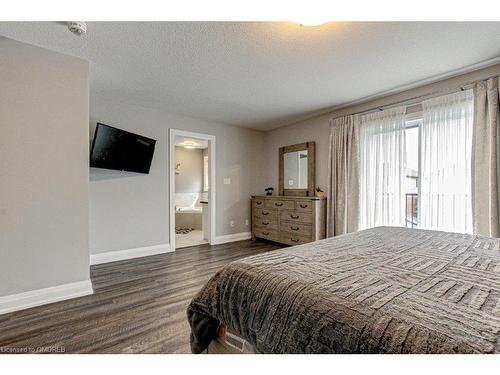 1880 Sedgefield Row, London, ON - Indoor Photo Showing Bedroom